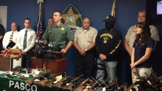 sheriffmask